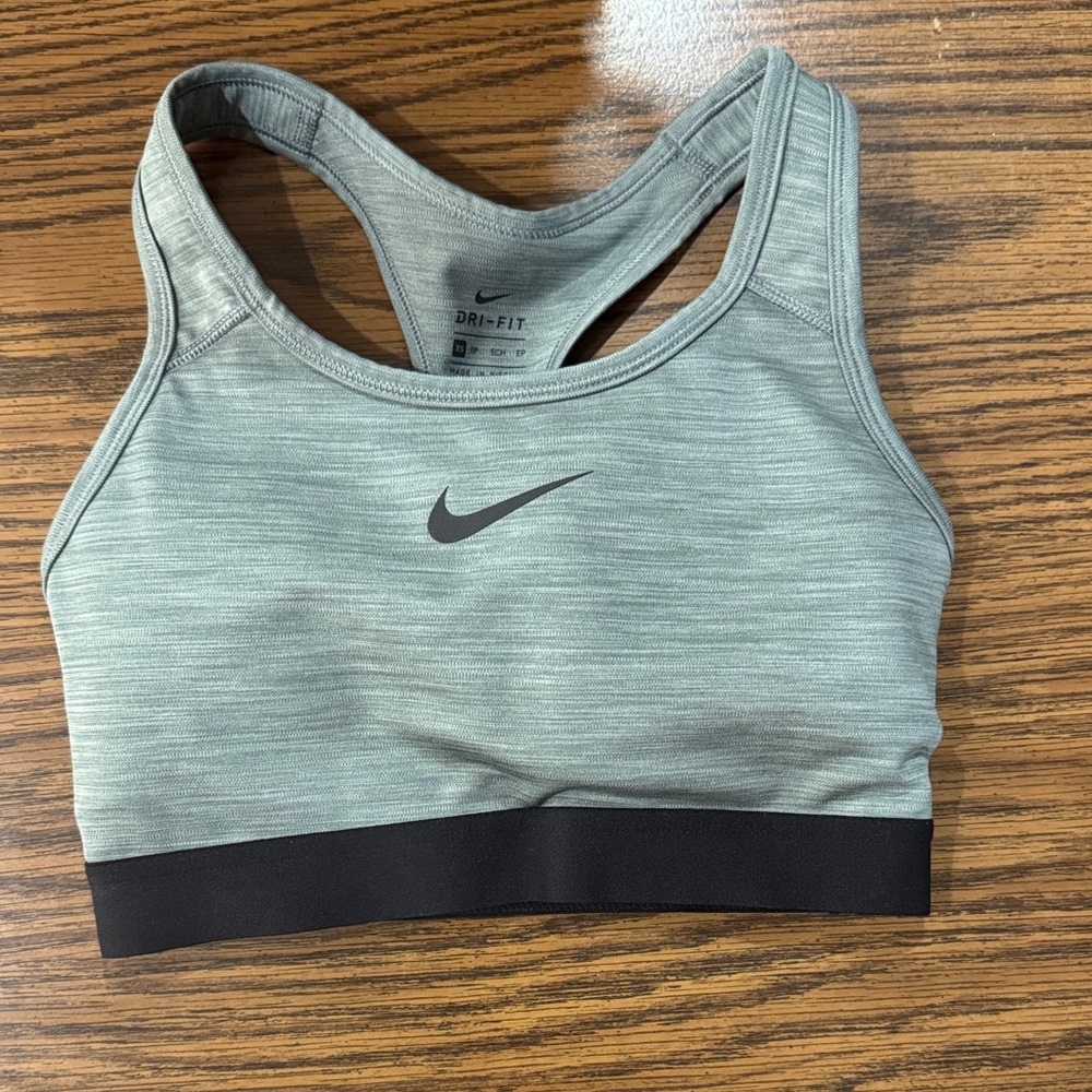 Nike Women's Dri-FIT Sports Bra - Light Gray and Black
